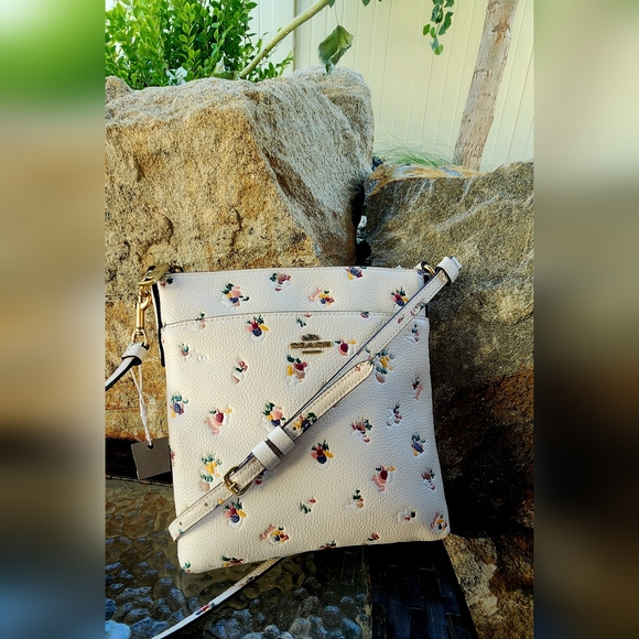 Coach Kitt Messenger Crossbody Bag With Paint Dab Floral Print - Picture 1 of 7